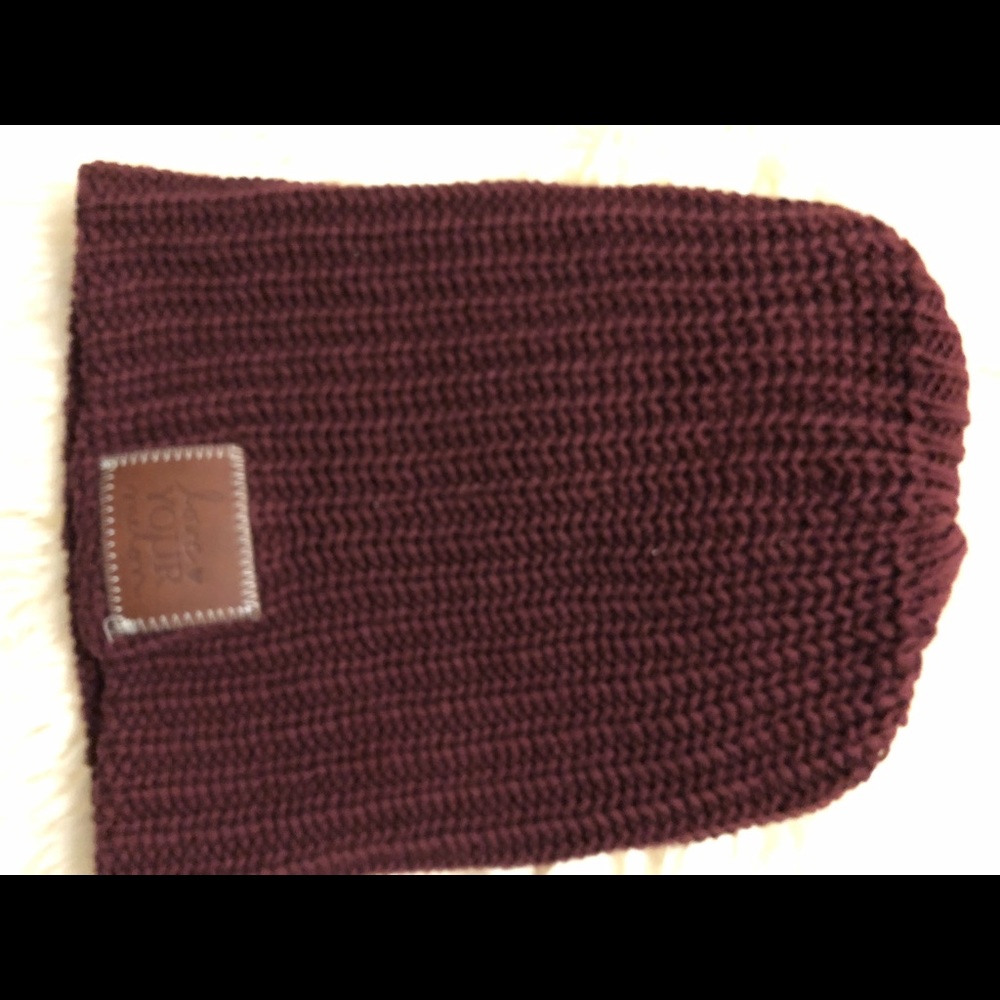 Love Your Melon maroon hat